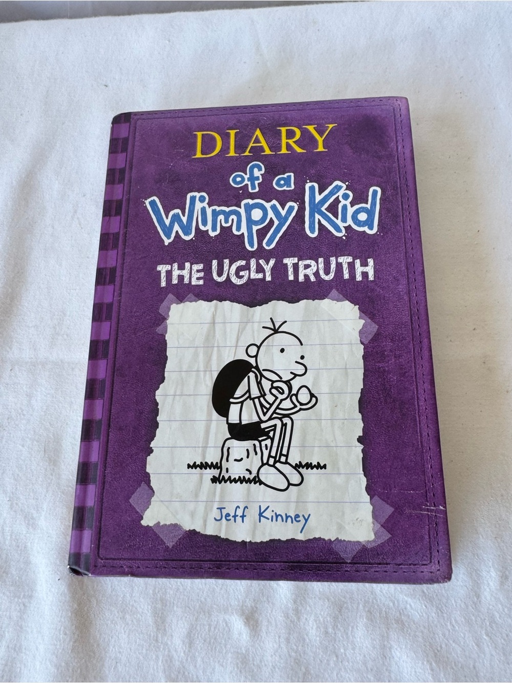 Diary of a Wimpy Kid: The Ugly Truth Purple Kids' Book